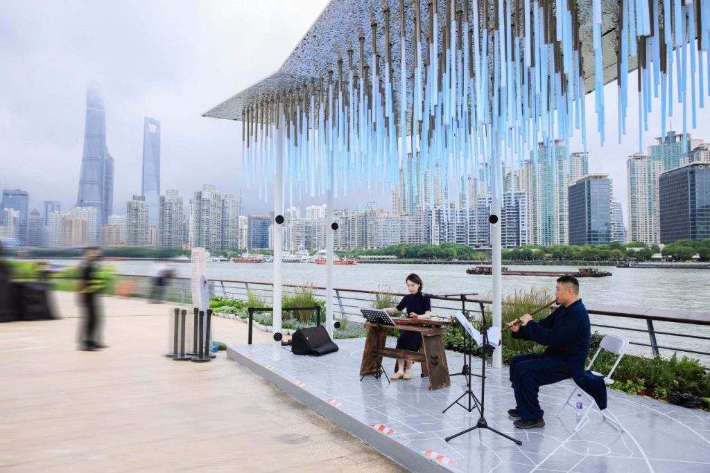 黄浦江边的“夜光蝴蝶”——上海光影节中的快装项目插图5 超薄板桁架技术助力科技与艺术的结合