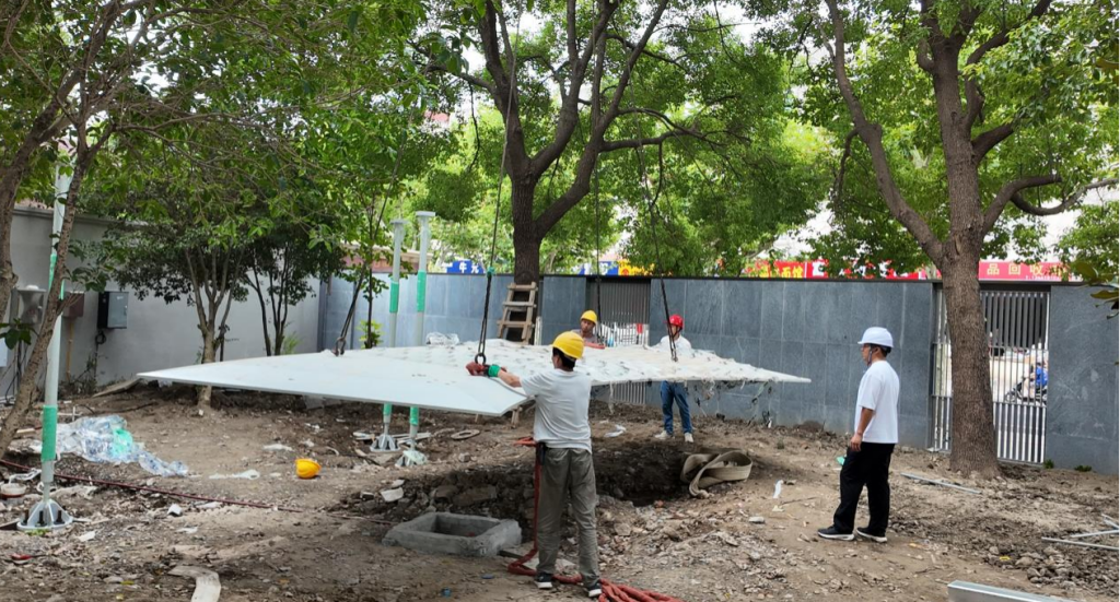 项目快讯:1小时完工!超快装景观亭,极速安装,简洁利落插图2 超薄板桁架吊装