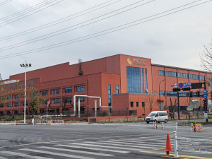 厂房结构优化，用钢量节省约40%。