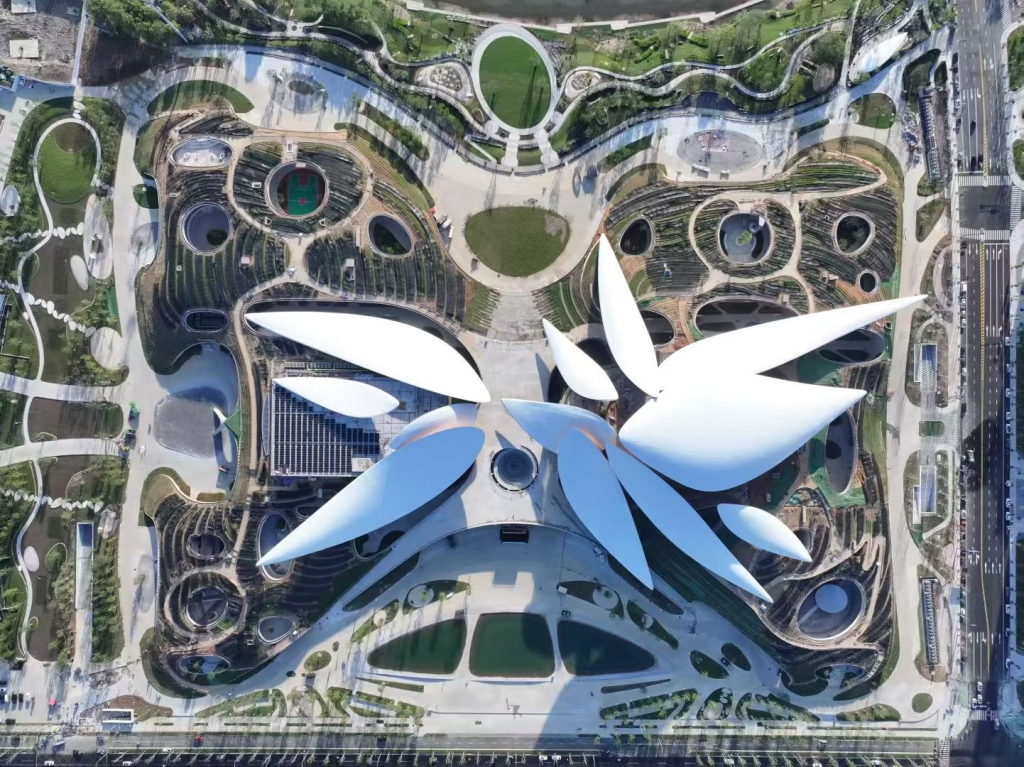 安吉"两山"未来科技城文化艺术中心施工阶段航拍